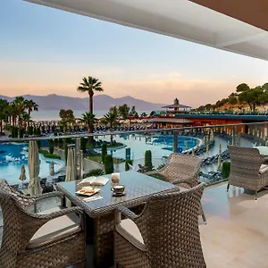 https://liberty.kusadasihotels.org